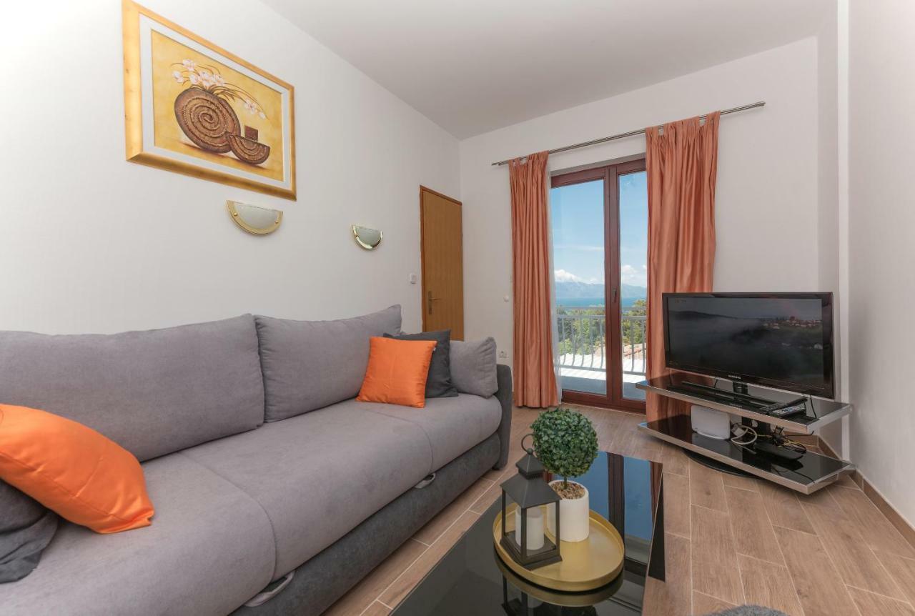 Apartmani Zara & Maris Gradac  Exteriér fotografie