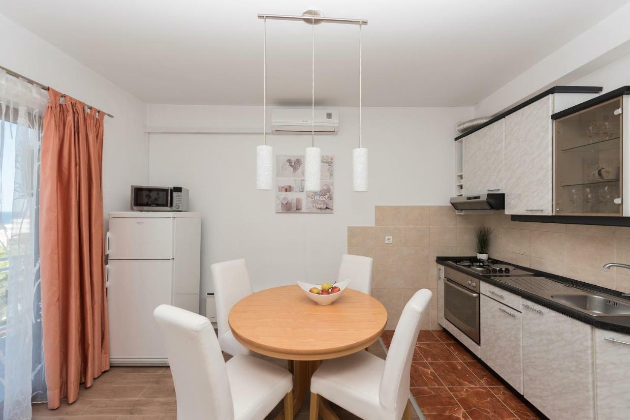 Apartmani Zara & Maris Gradac  Exteriér fotografie