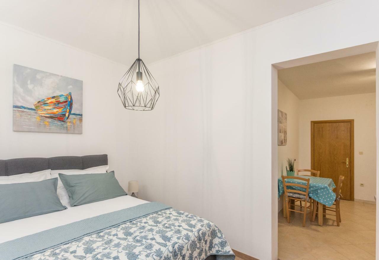 Apartmani Zara & Maris Gradac  Exteriér fotografie