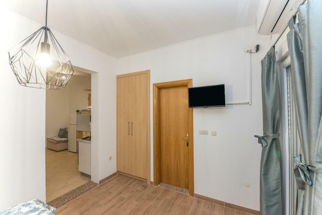 Apartmani Zara & Maris Gradac  Exteriér fotografie